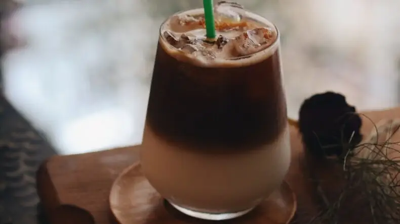 Cold brew coffee with ice